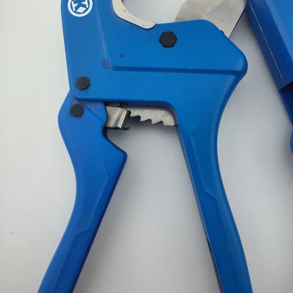 kobalt PVC cutters 2-3/8